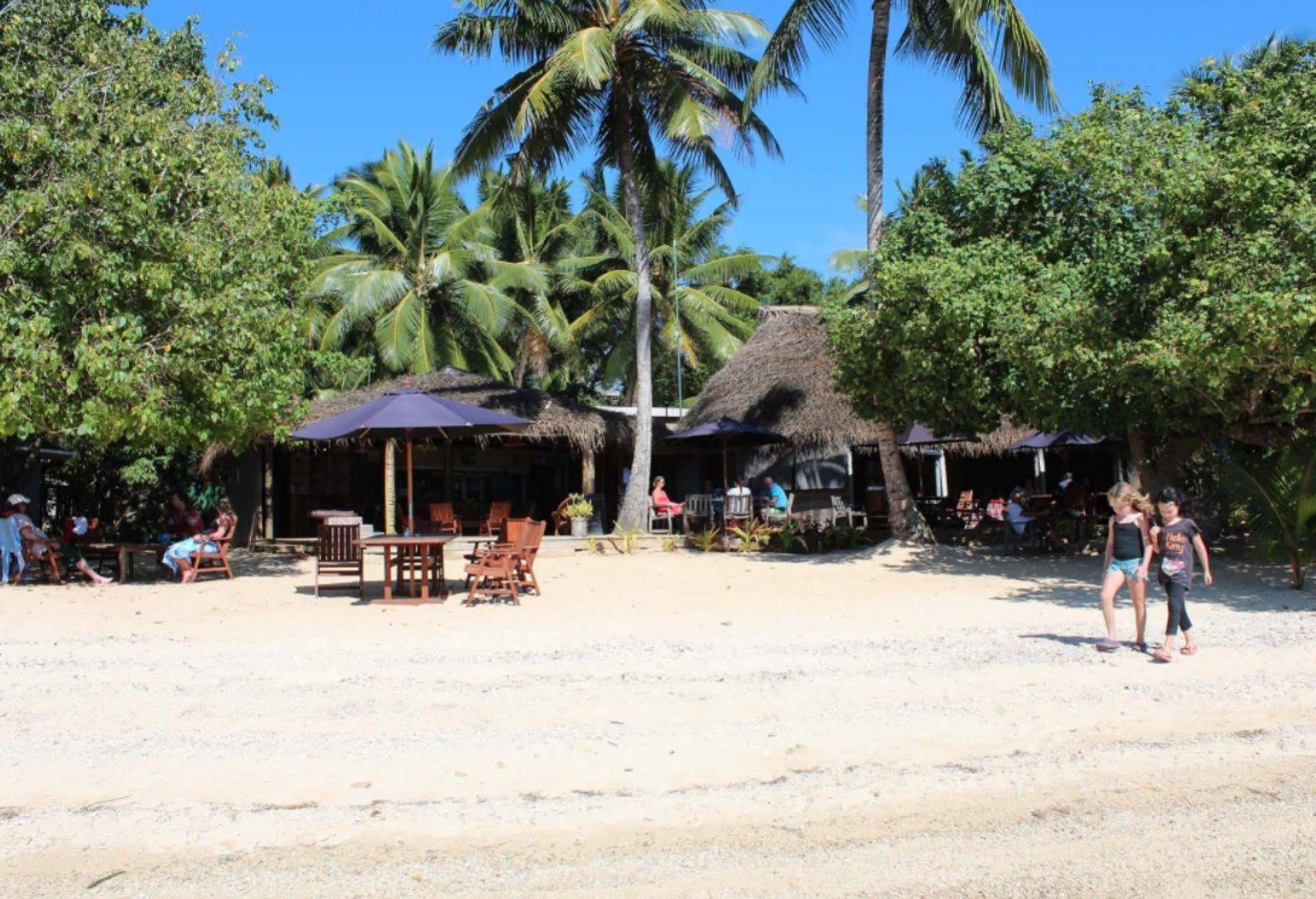 Tongan Beach Resort Utungake Εξωτερικό φωτογραφία